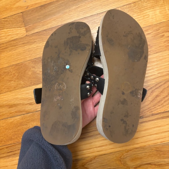 Women's Michael Korn Ansel Studded Leather Slide Sandals Size 6 - Picture 5 of 5